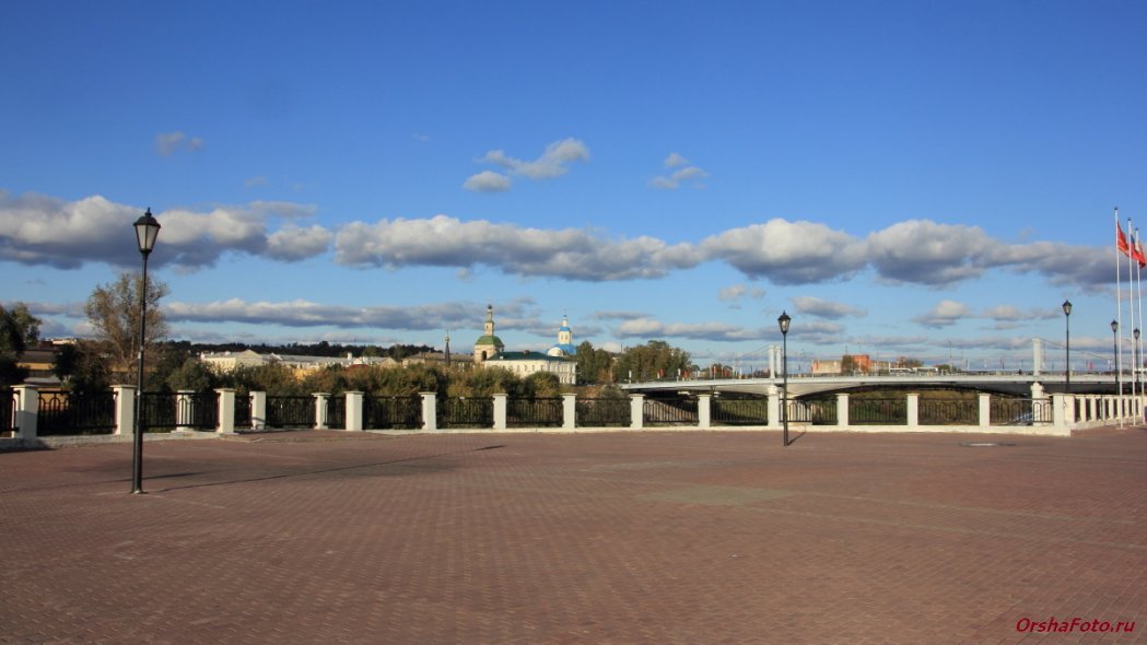 Смотровая площадка на набережной Днепра