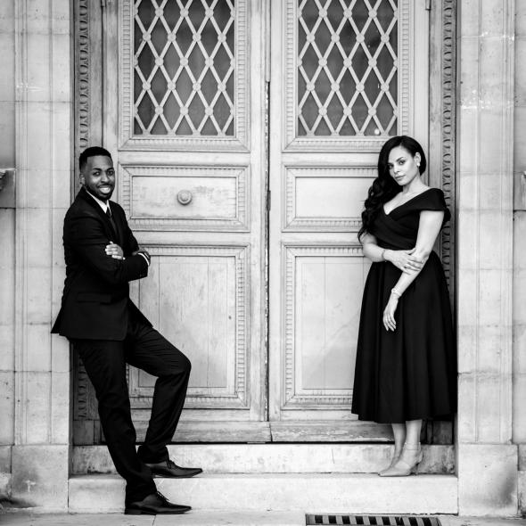 Лувр  - Пирамиды и квадратный двор