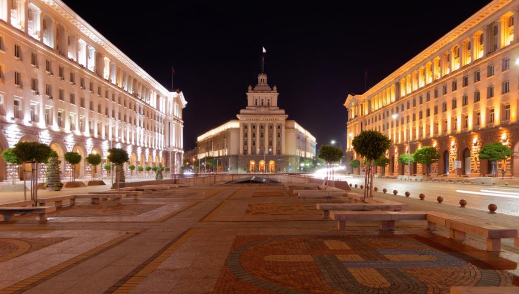 Център - Ларгото