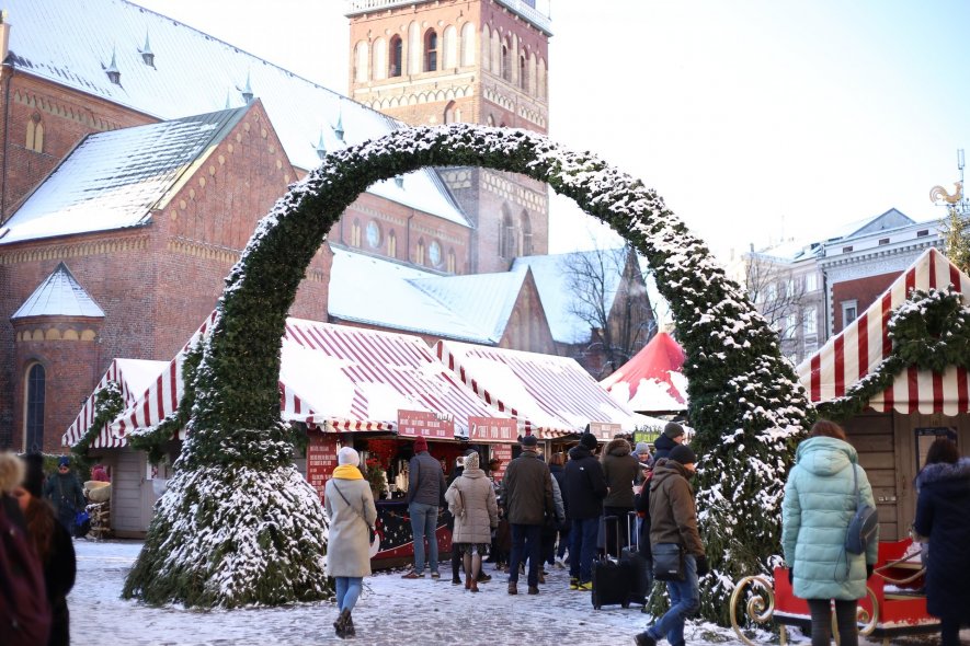 Домская площадь