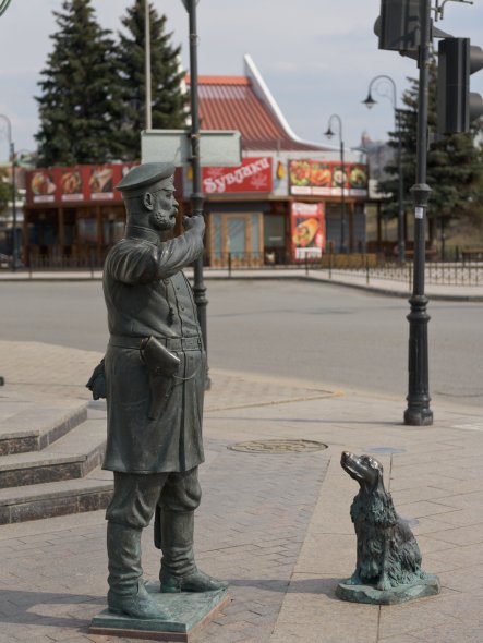Памятник городовому