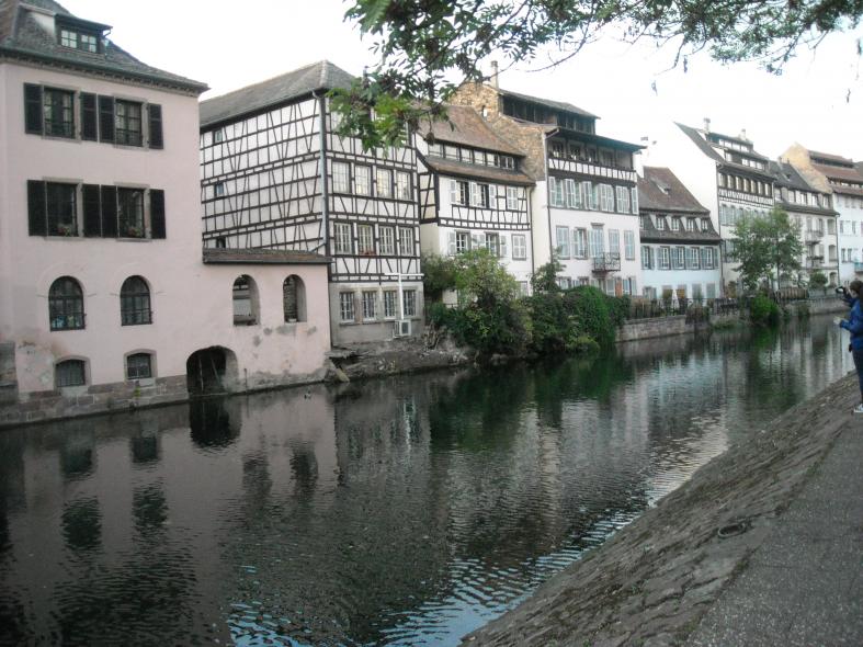 Creme de la Creme - кафе с видом на набережную реки Север-Бранч (о. Мичиган)