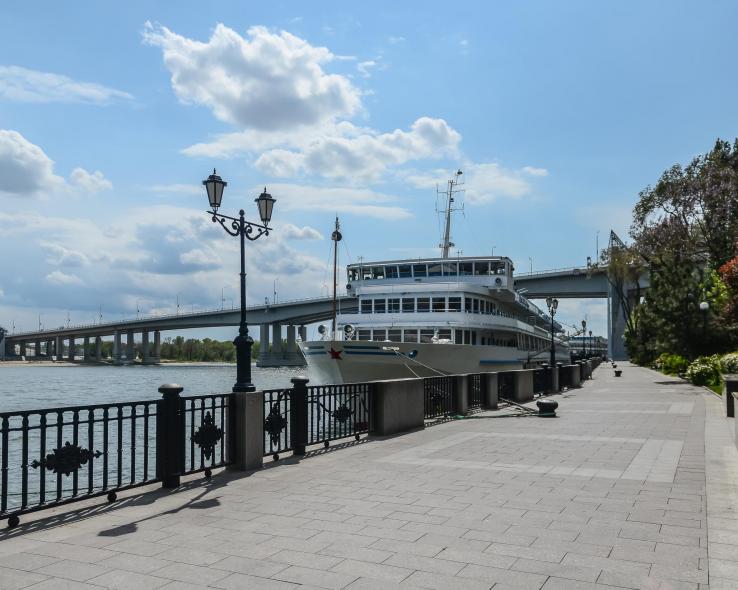 Набережная реки Дон