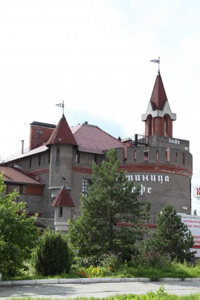 Замок в долине