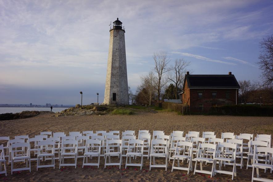 New Haven Light Point