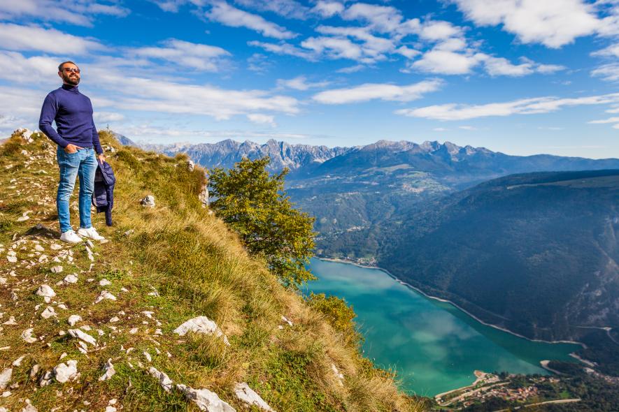 Punto panoramico su lago Santa Croce