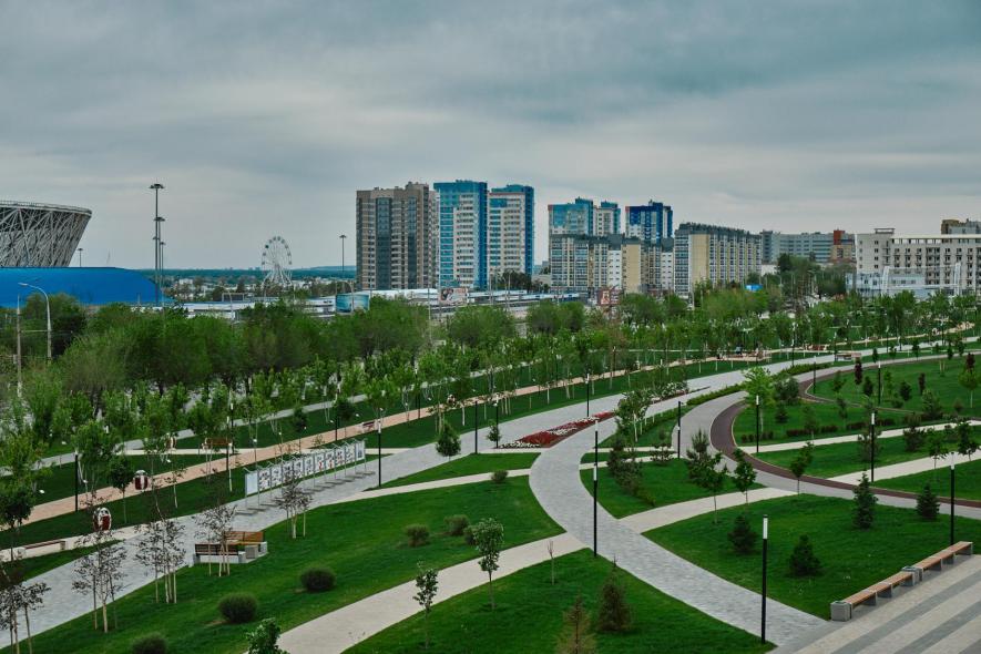 Мемориальный парк или Парк Победы (Парк у подножия Мамаева кургана)