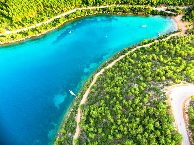 Cennet koyu, Türkbükü