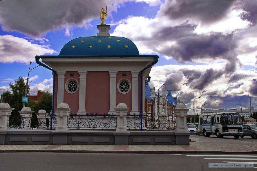 Пл. Ленина, восточная часть