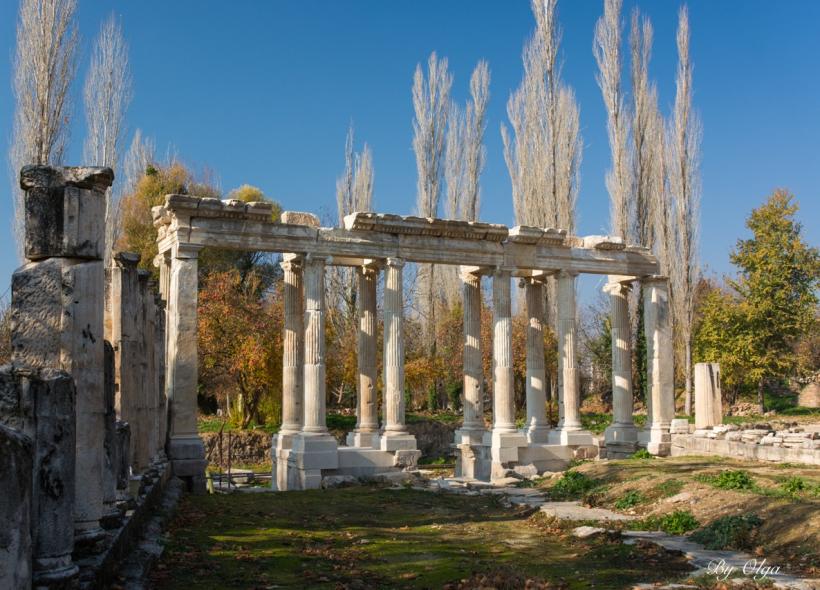 Афродисиас