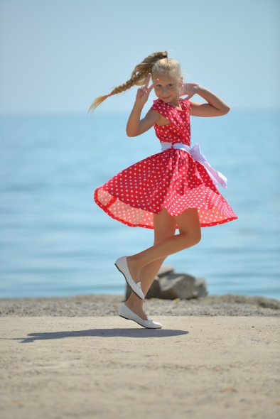 Чеховская набережная 