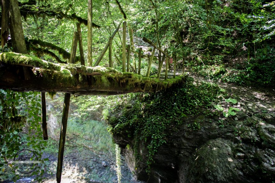 Верхний Ажек