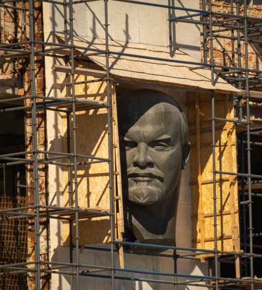 Мемориальный центр Ленина, площадь Ленина