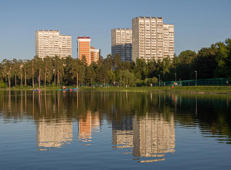 Школьное озеро