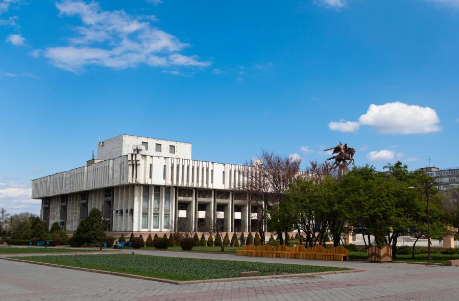 Кыргызская национальная филармония им. Т. Сатылганова