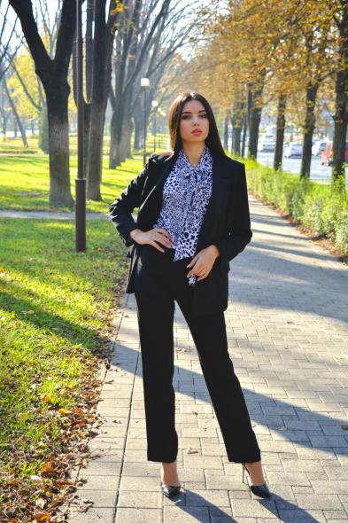 К/т Аврора, ресторан Коралловые бусы, аллея