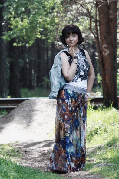 Железная дорога в лесополосе