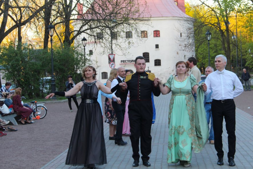 Круглая башня