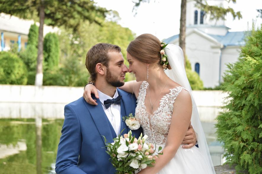 Mănăstirea ”Adormirea Maicii Domnului” din Țigănești