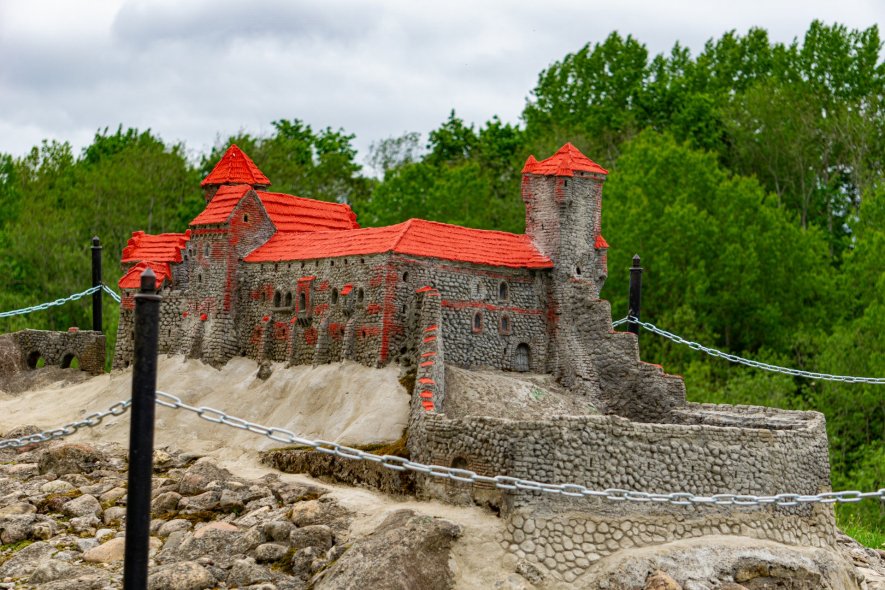 Динабургский каменный замок Ливонского ордена