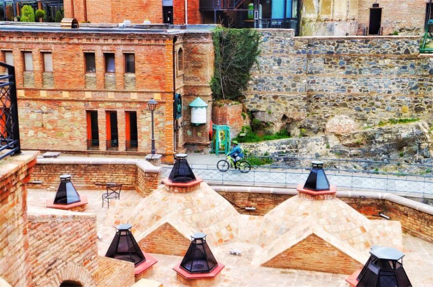 Улица Абанотубани