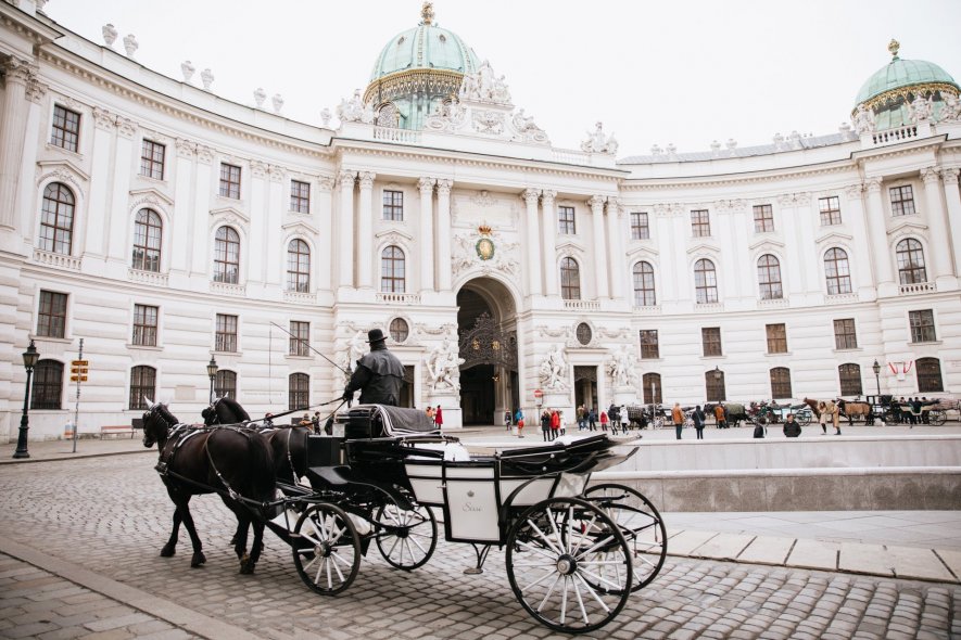 Михаелерплатц