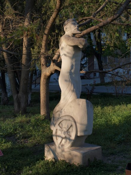 Бульвар Мирный