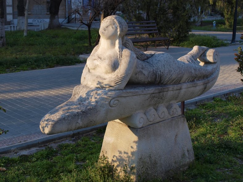 Бульвар Мирный