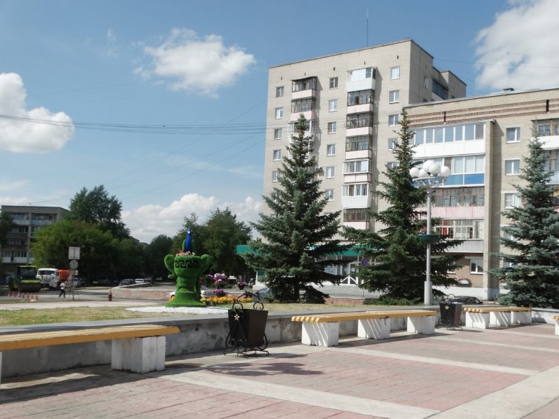 Площадь Ленинского комсомола