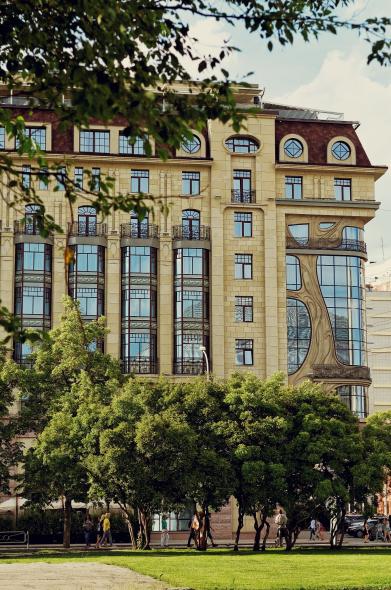 Театральная площадь, Оперный театр