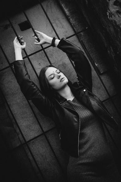 Пространство у клуба 