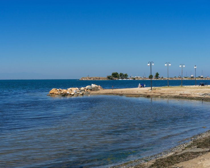 Набережная Каламарьи