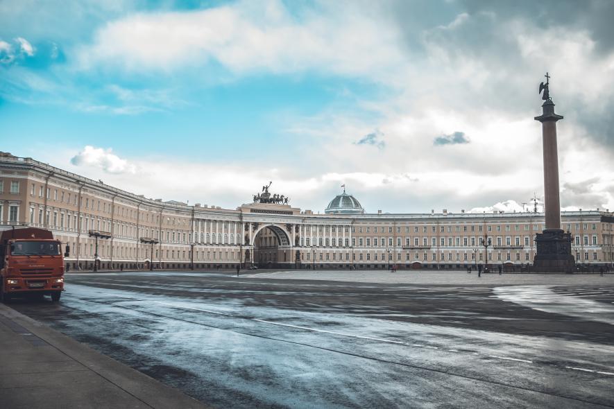 Дворцовая площадь, Эрмитаж, Главный штаб