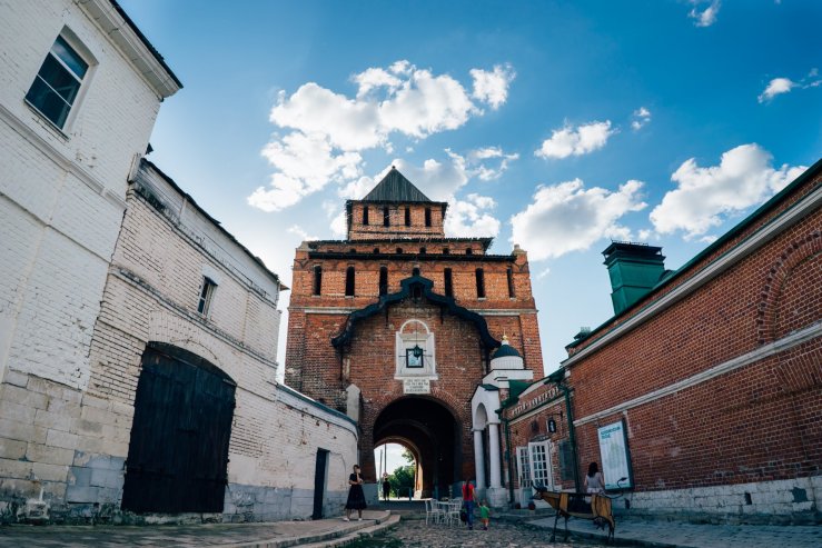 Пятницкие ворота