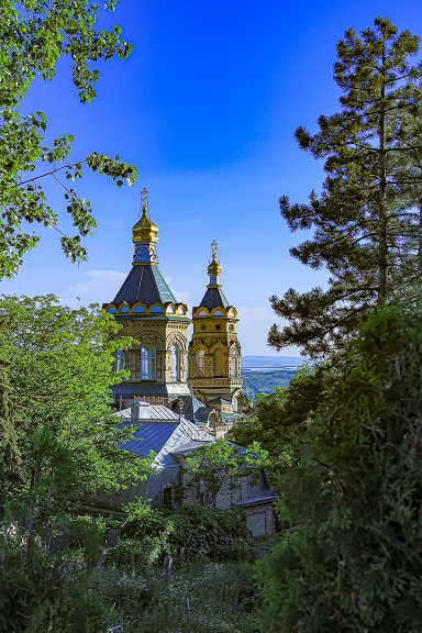 Лазареский храм