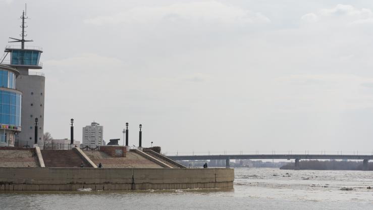 Знак в память закладки Омской крепости