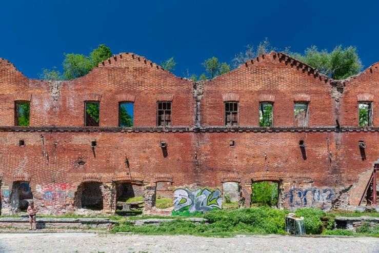 Парамоновские склады