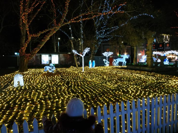 Центральная площадь у Оперного театра 