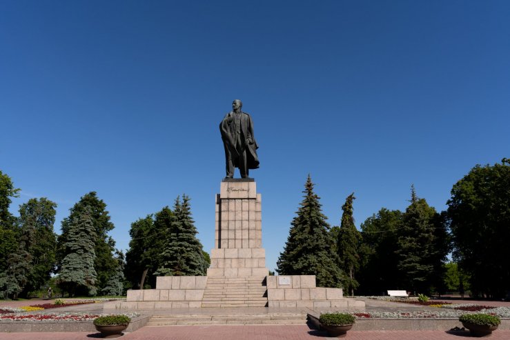 Мемориальный центр Ленина, площадь Ленина