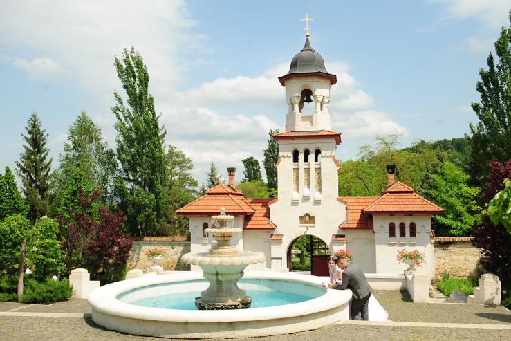 Монастырь Курки