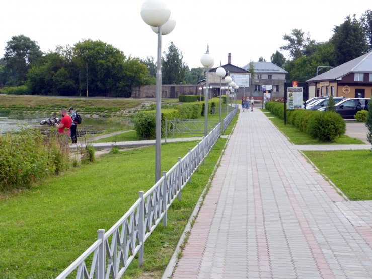 Набережная реки Серая