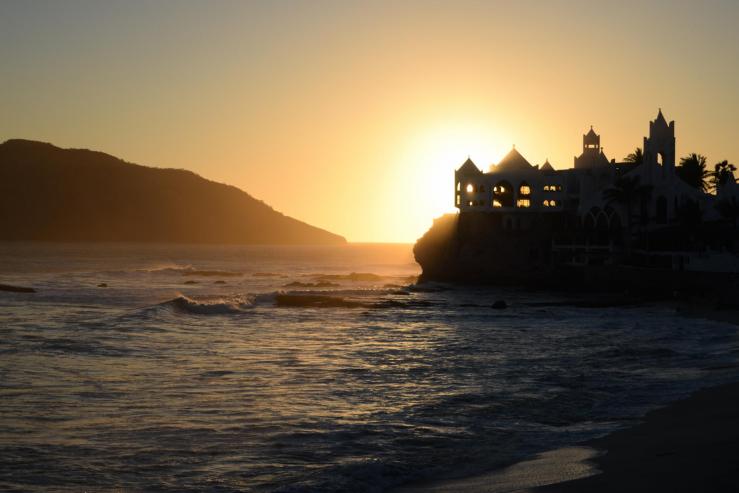 Замок Valentino's