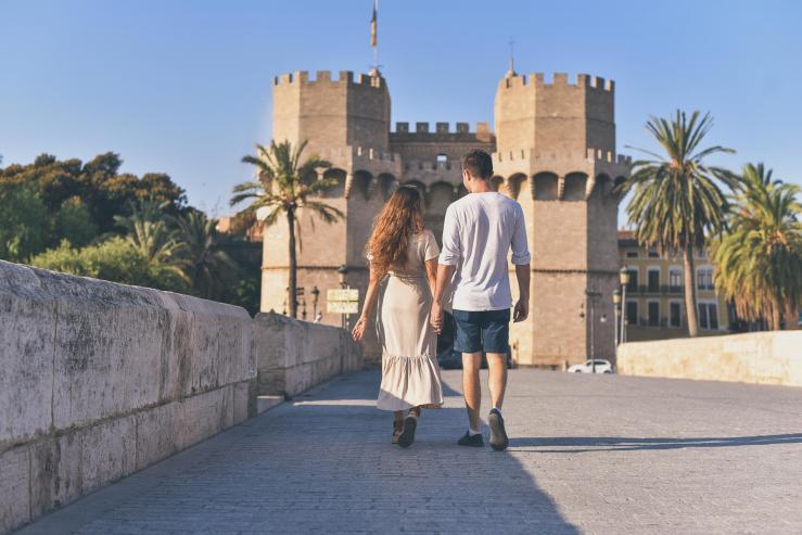 Ворота и башни Серранос (Torres de Serranos) 