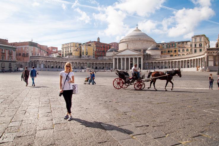 Пьяцца-дель-Плебишито (итал. Piazza del Plebiscito)